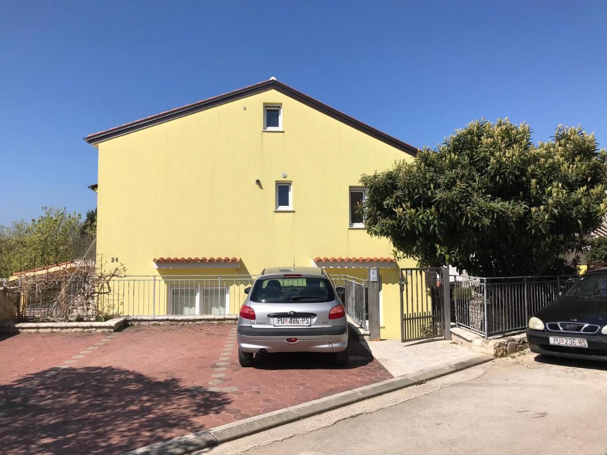 Vale Lunga Apartments Pula Eksteriør billede